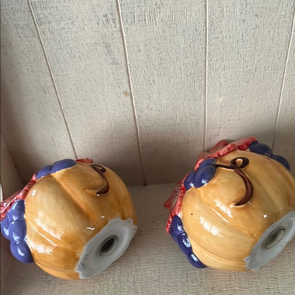 Colorful Ceramic Pumpkin and Grape Salt and Pepper Shakers - Picture 3 of 3